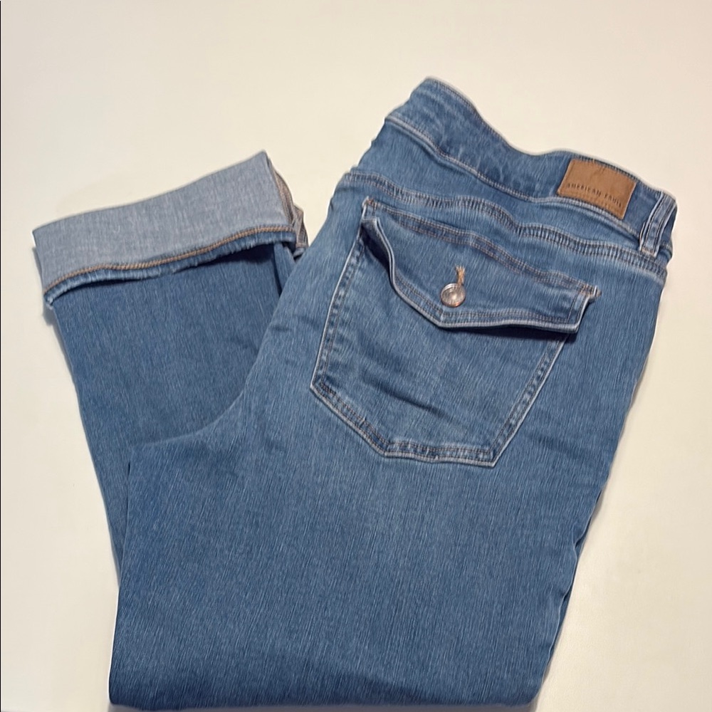 AE DENIM ARTIST CROPS
